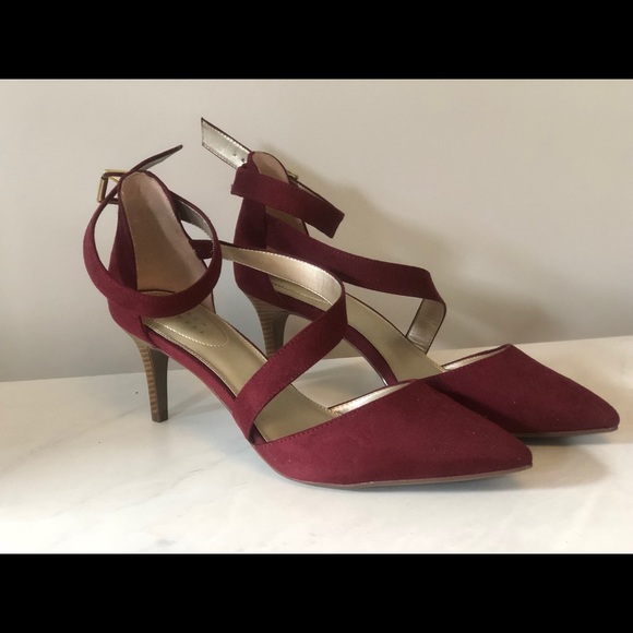 Shoes - Never worn😊Lauren Blackwell Red Stilettos Size 11